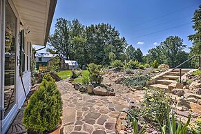 Charming Cottage < 10 Mi to Wineries & Skiing!