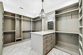 Luxe Fairhope Home w/ Covered Patio: Walk to Bay