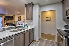 Walk to Main Street: Frisco Townhome w/ Decks