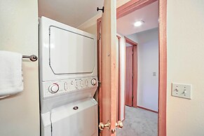 Walk to Main Street: Frisco Townhome w/ Decks