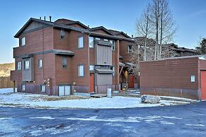 Walk to Main Street: Frisco Townhome w/ Decks