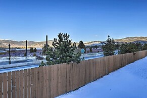 Walk to Main Street: Frisco Townhome w/ Decks