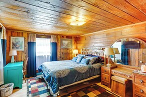 Dunsmuir Apartment ~ 17 Mi to Mt Shasta Ski Park!