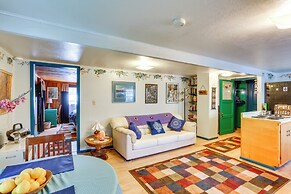 Dunsmuir Apartment ~ 17 Mi to Mt Shasta Ski Park!