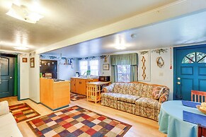 Dunsmuir Apartment ~ 17 Mi to Mt Shasta Ski Park!