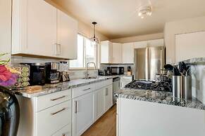 Charming Cherry Creek Duplex; 3 Mi to Zoo!