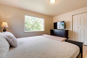 3 Mi to Denver Zoo: Cherry Creek Duplex!