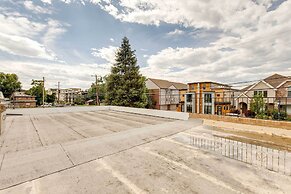 3 Mi to Denver Zoo: Cherry Creek Duplex!