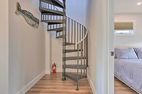 Traverse City Townhome: Walk to Beach!