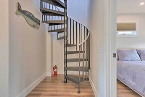 Traverse City Townhome: Walk to Beach!