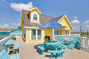 Surfside Beach Home w/ Deck, Views & Beach Access!