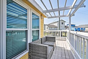 Surfside Beach Home w/ Deck, Views & Beach Access!