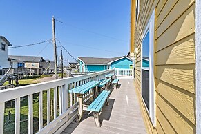 Surfside Beach Home w/ Deck, Views & Beach Access!