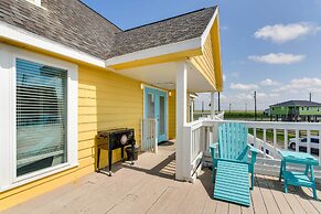 Surfside Beach Home w/ Deck, Views & Beach Access!