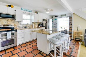 Surfside Beach Home w/ Deck, Views & Beach Access!