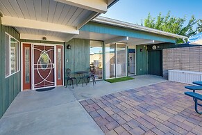 Home w/ Views & Fire Pit, 10 Mi to Aztec Ruins!