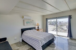 Patio & Views: Eccentric Desert Hot Springs Home