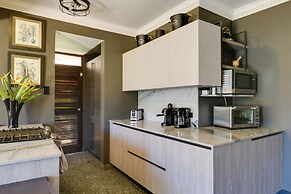 Private Heated Pool: Walk to Isla Verde Beach