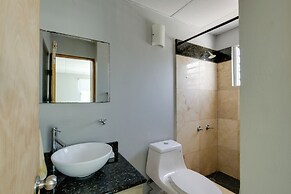 Private Heated Pool: Walk to Isla Verde Beach