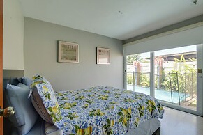 Private Heated Pool: Walk to Isla Verde Beach