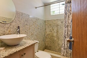Private Heated Pool: Walk to Isla Verde Beach