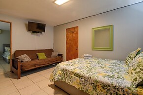 Private Heated Pool: Walk to Isla Verde Beach