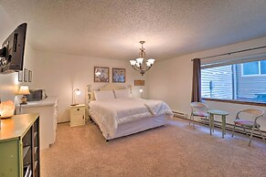 Angel Fire Condo w/ Balcony: Walk to Ski Lift