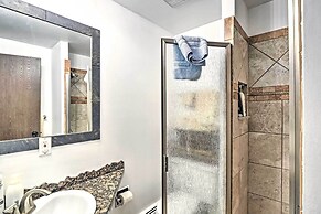 Beautiful Breck Townhome w/ Pool: 1 Mi to Main St!