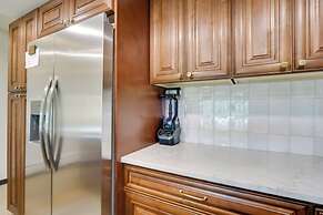 Beautiful Breck Townhome w/ Pool: 1 Mi to Main St!