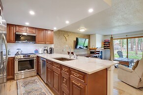 Beautiful Breck Townhome w/ Pool: 1 Mi to Main St!