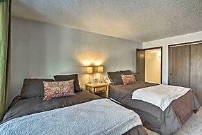 Beautiful Breck Townhome w/ Pool: 1 Mi to Main St!