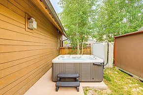 Walk to Main St & Marina: Grand Lake Cabin!