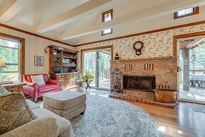 Rustic Riverfront Truckee Cabin w/ Gas Grill!