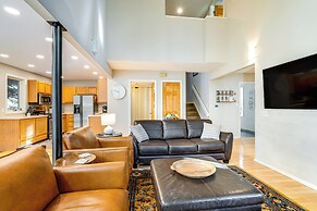 < 1 Mi to Dtwn: Creekside Frisco Home w/ Fire Pit