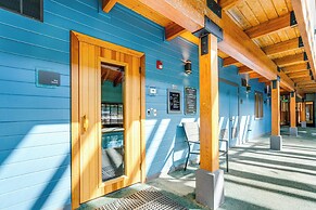 < 1 Mi to Dtwn: Creekside Frisco Home w/ Fire Pit