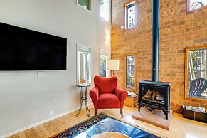 < 1 Mi to Dtwn: Creekside Frisco Home w/ Fire Pit