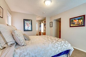 < 1 Mi to Dtwn: Creekside Frisco Home w/ Fire Pit