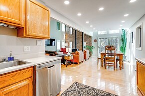 < 1 Mi to Dtwn: Creekside Frisco Home w/ Fire Pit