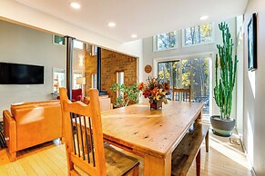 < 1 Mi to Dtwn: Creekside Frisco Home w/ Fire Pit