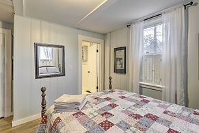 Charming Sutton Cottage: Walk to Lake & Farm!