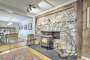 Charming Sutton Cottage: Walk to Lake & Farm!