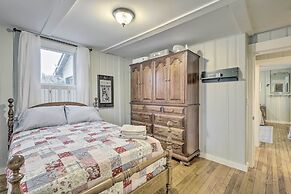 Charming Sutton Cottage: Walk to Lake & Farm!