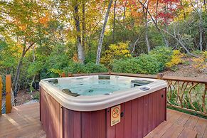 'peaceful Getaway' Penrose Cabin w/ Hot Tub & Pond