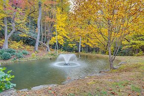 'peaceful Getaway' Penrose Cabin w/ Hot Tub & Pond