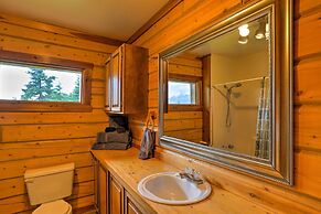 Cabin w/ Glacier Views: Walk to Matanuska River!