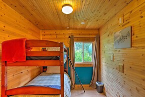 Cabin w/ Glacier Views: Walk to Matanuska River!