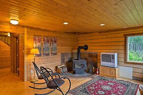 Cabin w/ Glacier Views: Walk to Matanuska River!