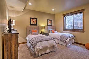 Frisco Condo w/ Rooftop Deck: Walk to Main St!