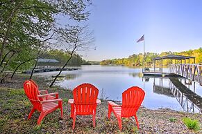 Lakefront South Carolina Abode w/ Deck & Boat Dock