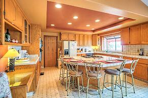 Spacious Kelseyville Home w/ Large Lakefront Deck!